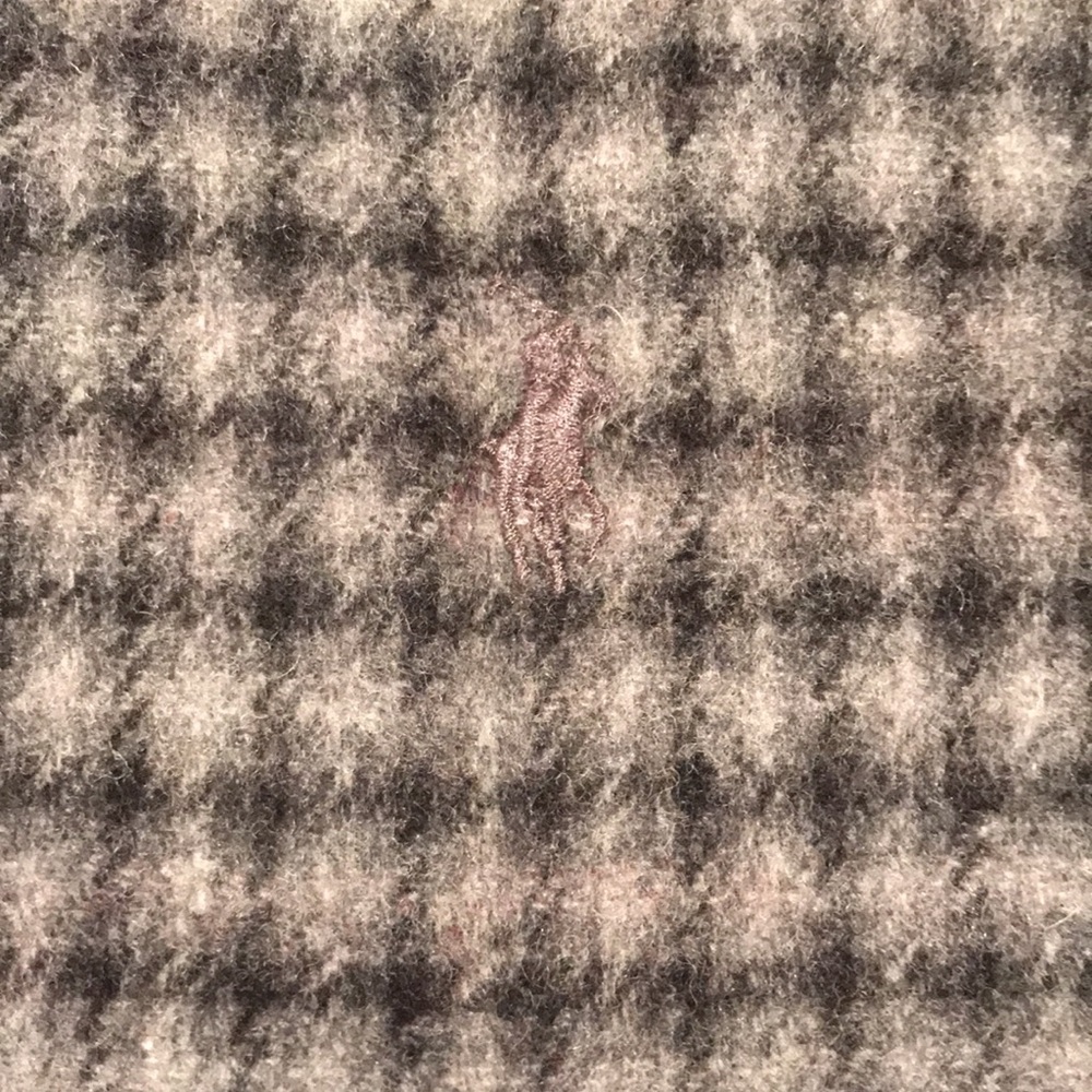 Polo by Ralph Lauren Men's Reversible Wool Scarf - Picture 15 of 16